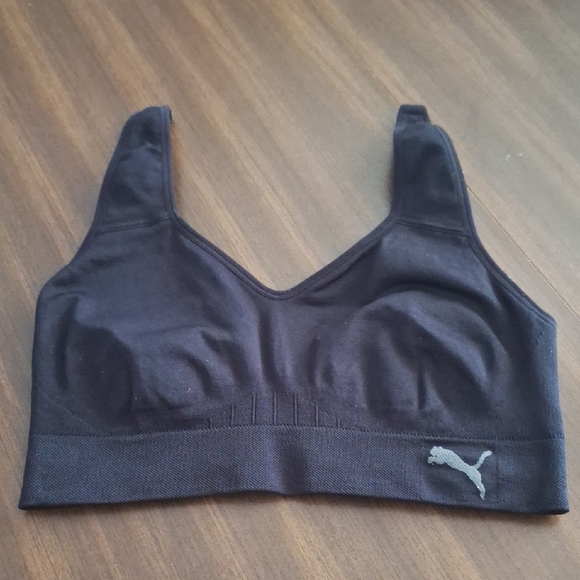 Puma Black  Moisture-Wicking Sports Bra EUC - Picture 1 of 3